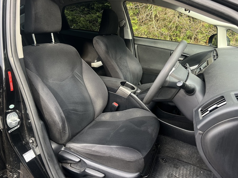 Toyota Prius S - U11635