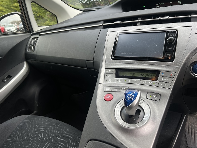 Toyota Prius S - U11635