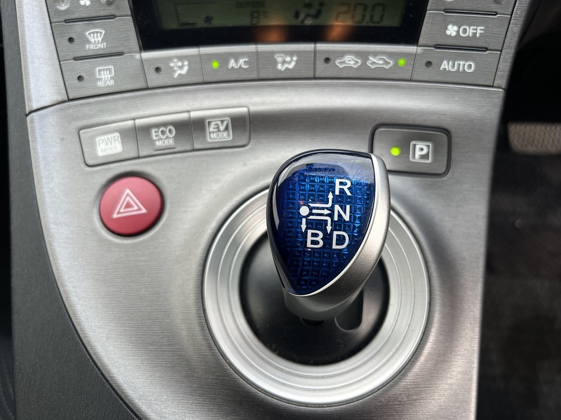 Toyota Prius S - U11635