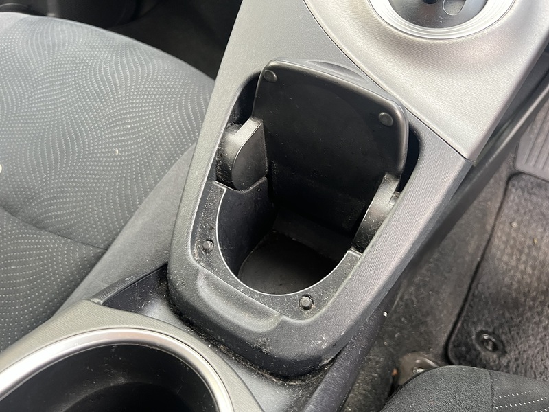 Toyota Prius S - U11635