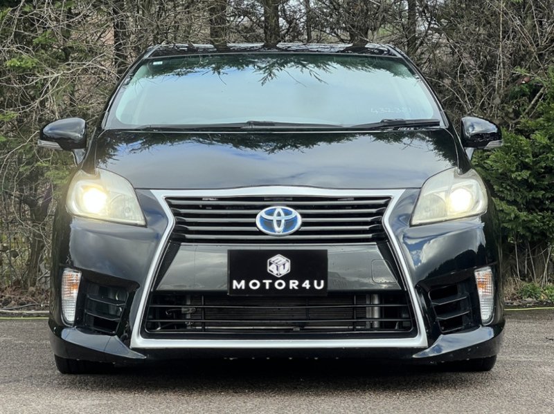 Toyota Prius S - U11635