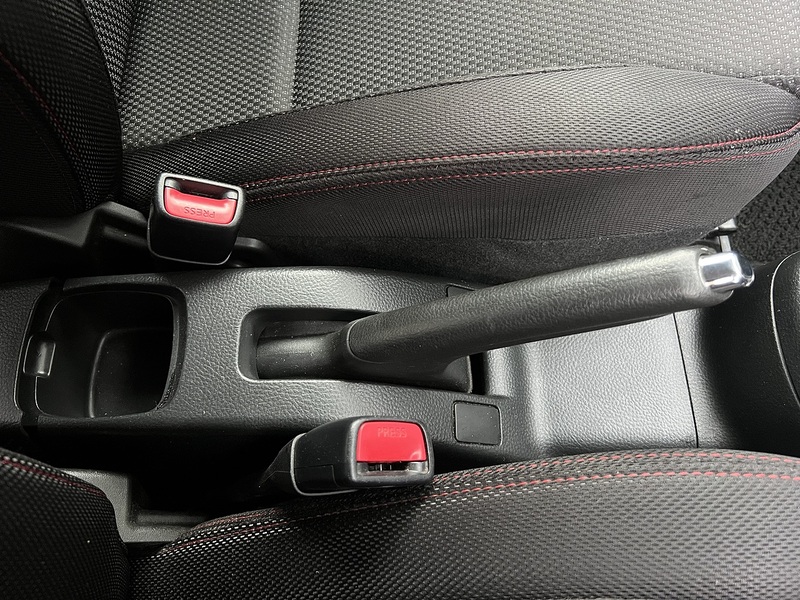 Suzuki Swift Sport - U11636