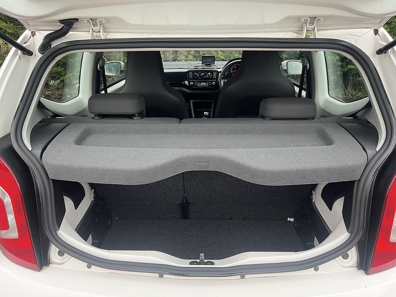 Volkswagen Up Move Up - U11638