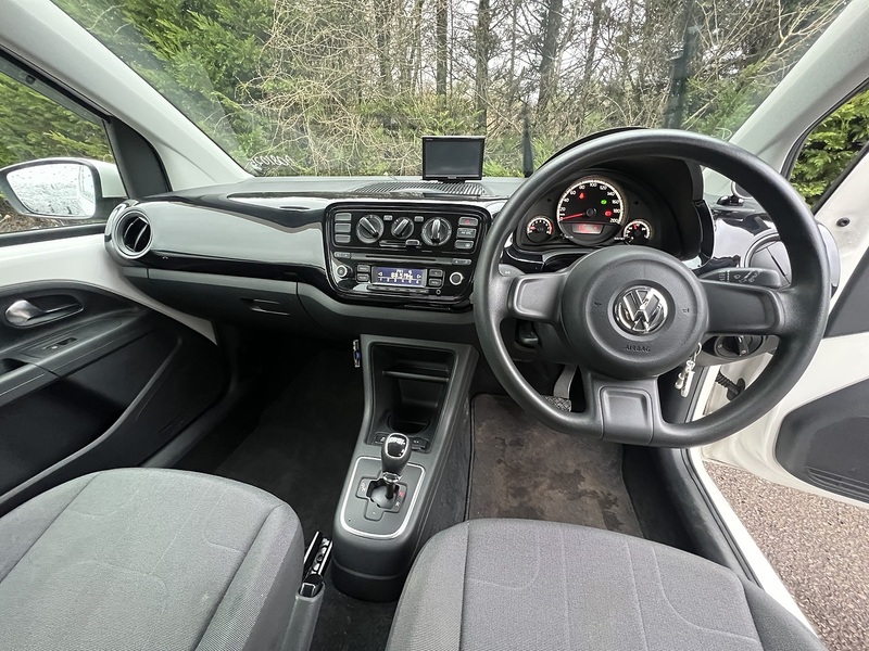 Volkswagen Up Move Up - U11638