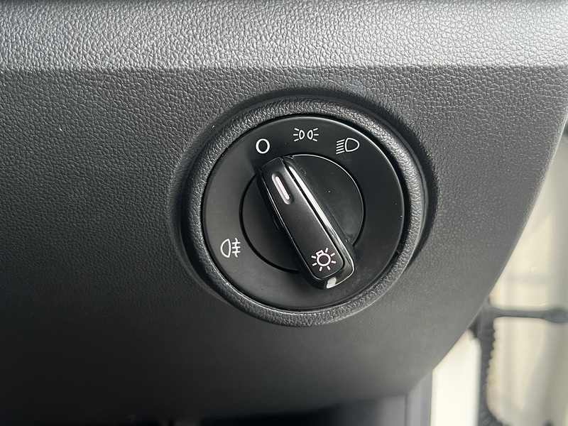 Volkswagen Up Move Up - U11638