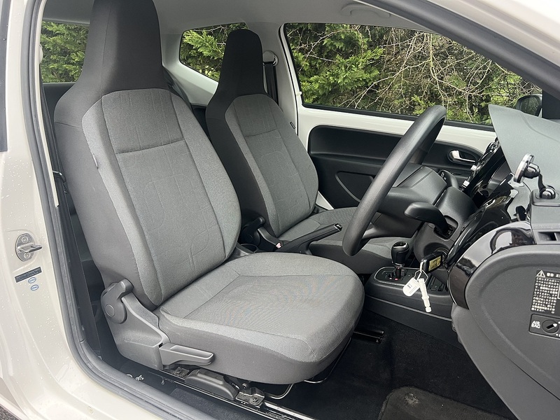 Volkswagen Up Move Up - U11638