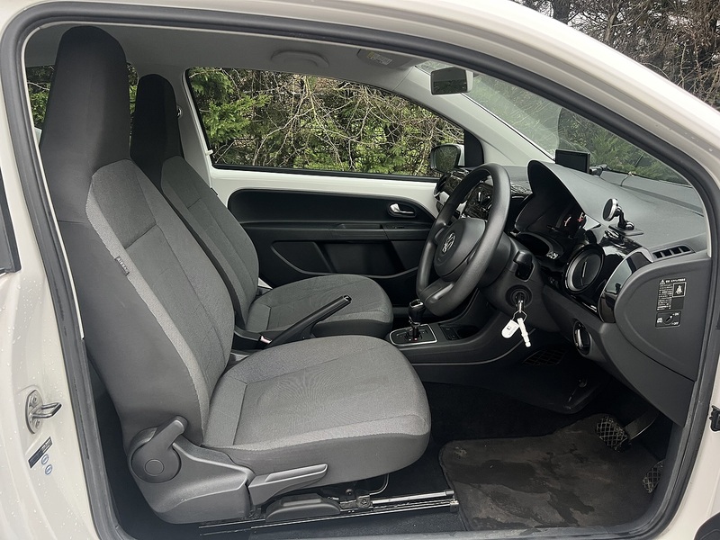 Volkswagen Up Move Up - U11638