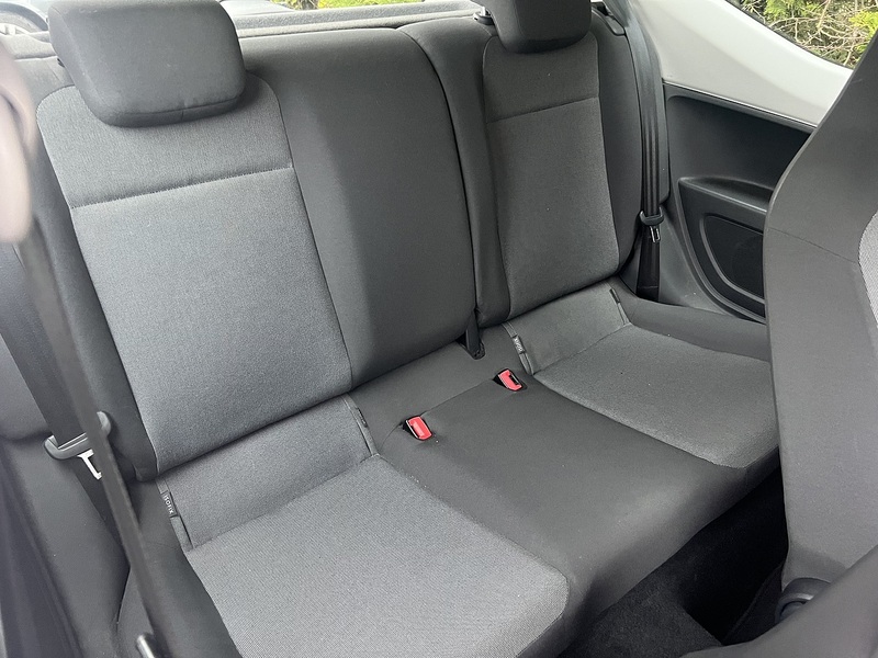 Volkswagen Up Move Up - U11638