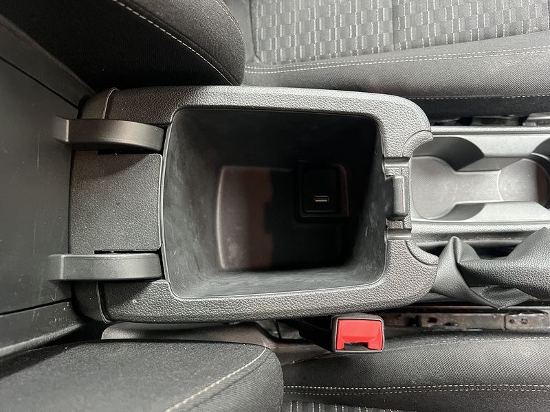 Vauxhall Astra CDTi BlueInjection SRi Nav - U11640