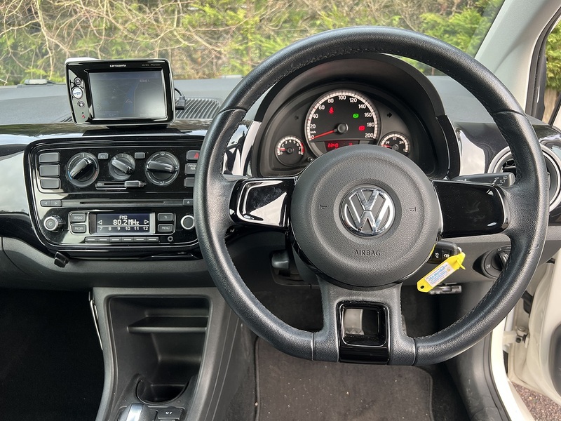 Volkswagen Up Move Up - U11641