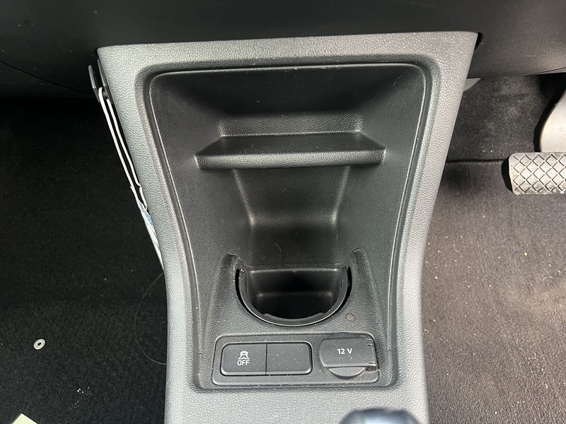 Volkswagen Up Move Up - U11641