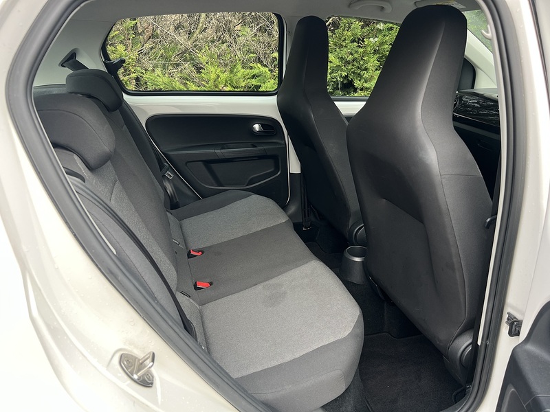 Volkswagen Up Move Up - U11641