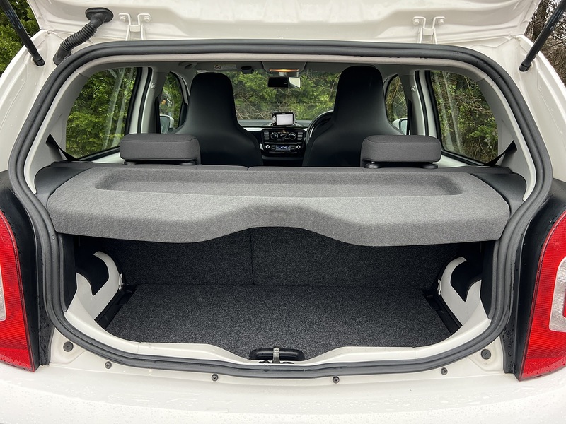 Volkswagen Up Move Up - U11642