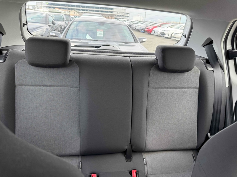 Volkswagen Up 5D - U11642