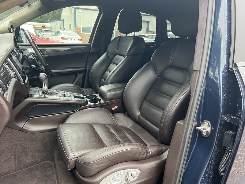 Porsche Macan S 4WD - U11643