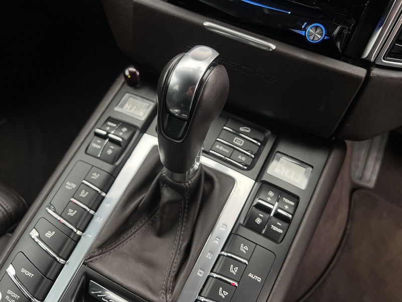 Porsche Macan S 4WD - U11643