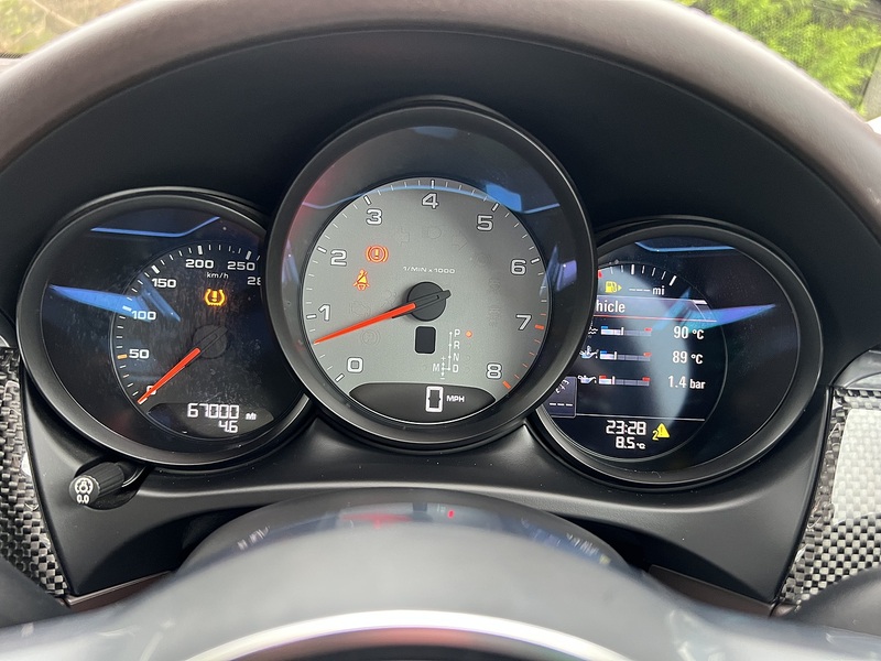 Porsche Macan S 4WD - U11643