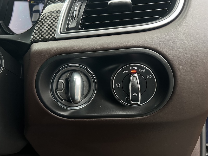 Porsche Macan S 4WD - U11643