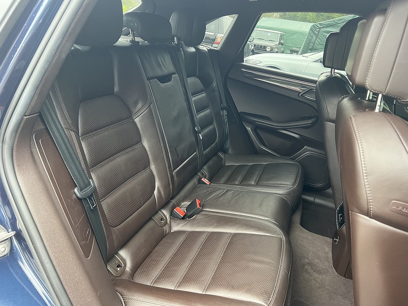 Porsche Macan S 4WD - U11643