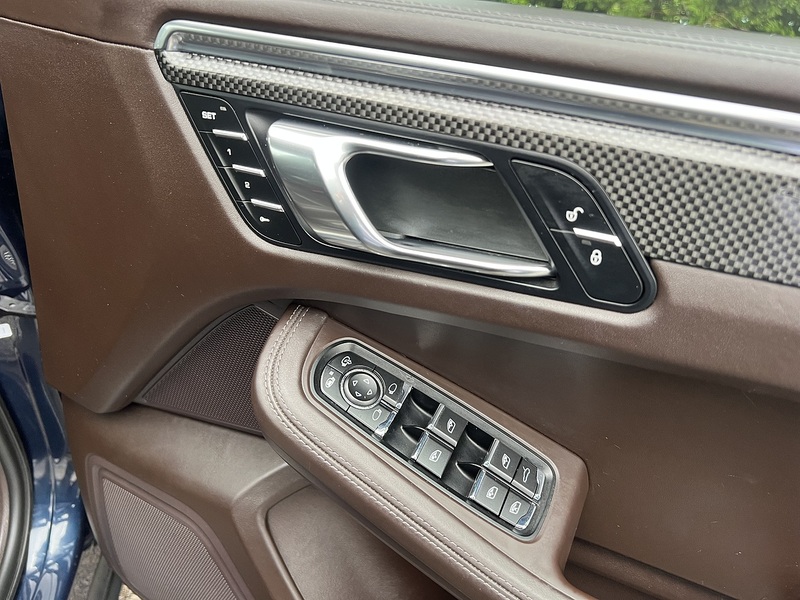 Porsche Macan S 4WD - U11643