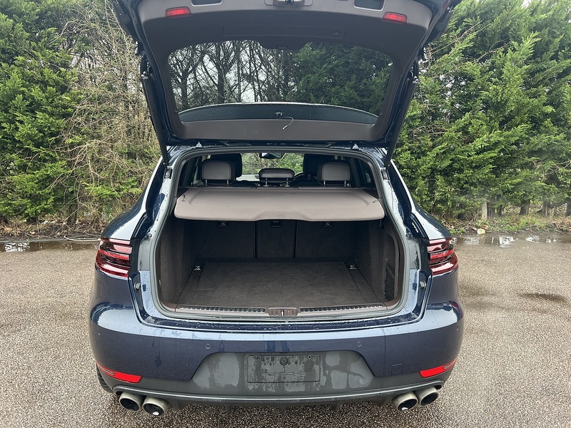 Porsche Macan S 4WD - U11643