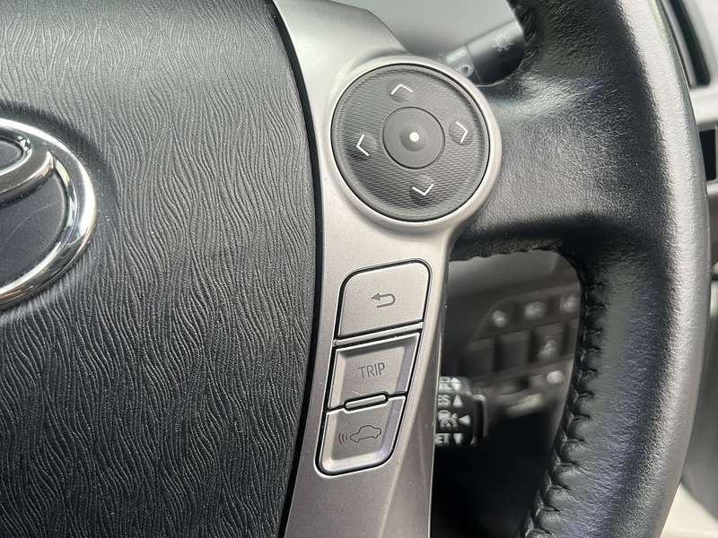 Toyota Prius Plus Icon Tss - U11644