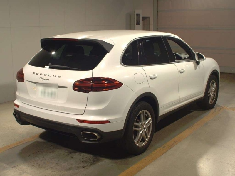 Porsche Cayenne 4WD - U11645