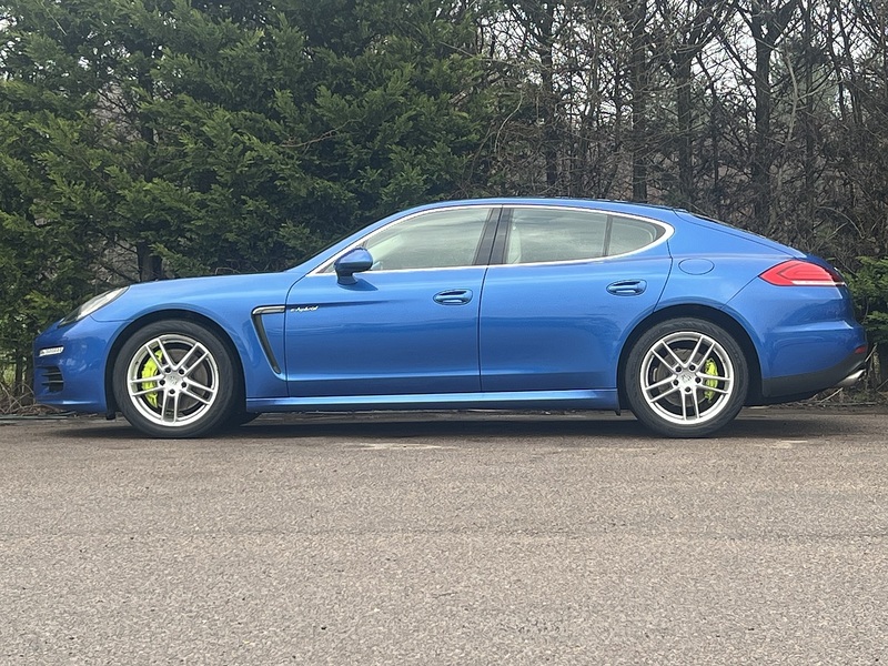 Porsche Panamera S Hybrid Tiptronic S - U11646