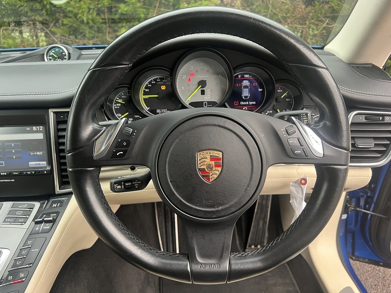 Porsche Panamera S Hybrid Tiptronic S - U11646
