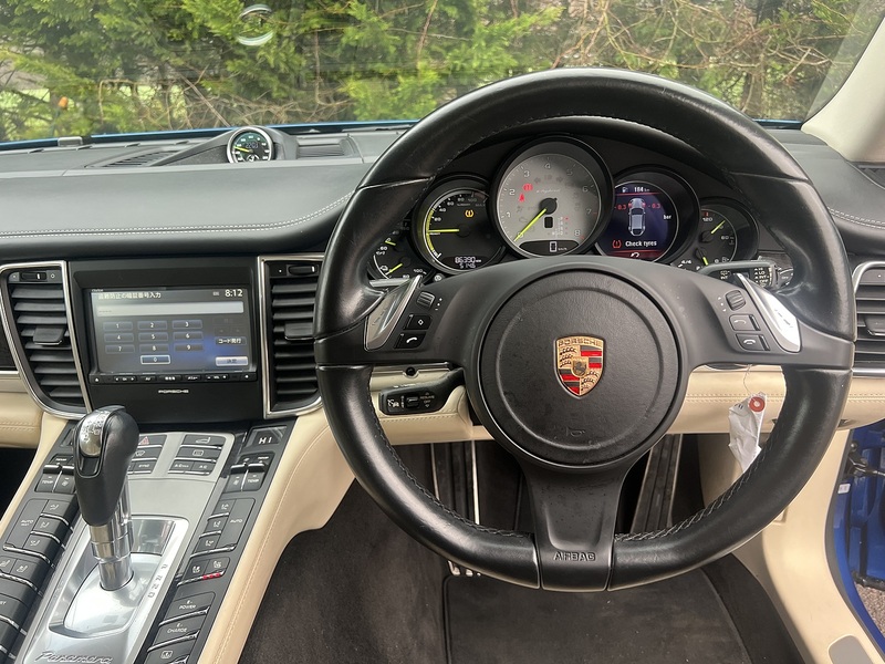 Porsche Panamera S Hybrid Tiptronic S - U11646