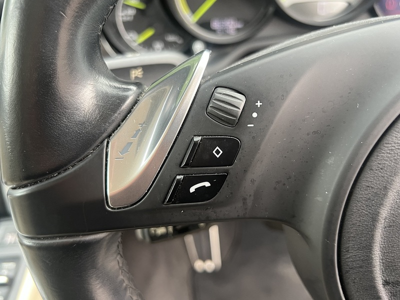Porsche Panamera S Hybrid Tiptronic S - U11646