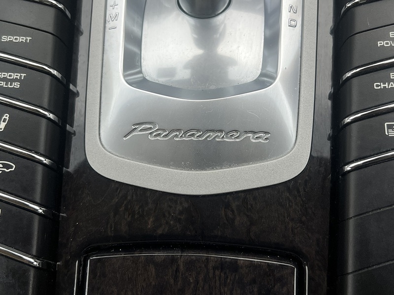 Porsche Panamera S Hybrid Tiptronic S - U11646