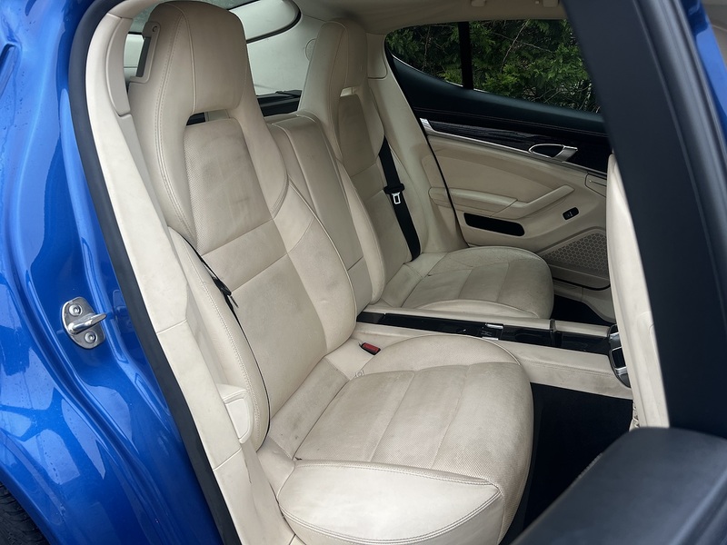 Porsche Panamera S Hybrid Tiptronic S - U11646