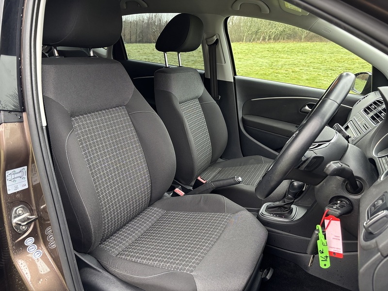 Volkswagen Polo TSI Comfort Line - U11647