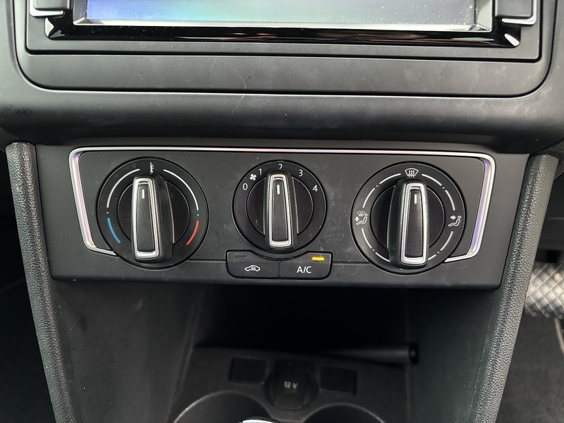 Volkswagen Polo TSI Comfort Line - U11647