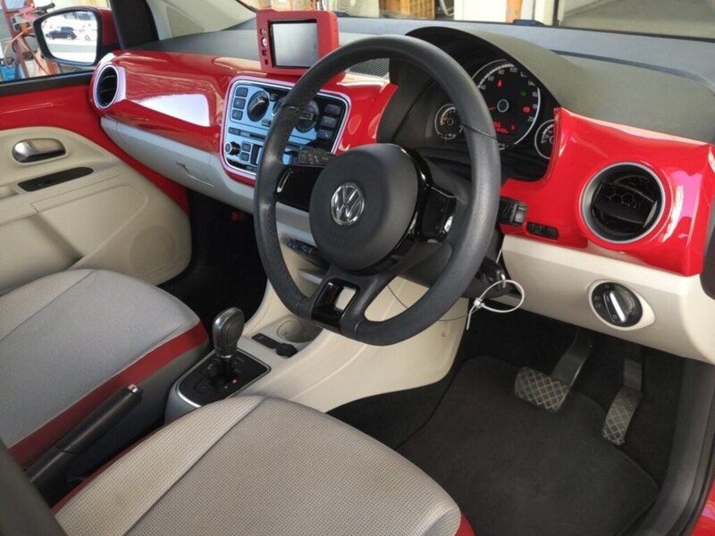 Volkswagen Up High Up - U11649