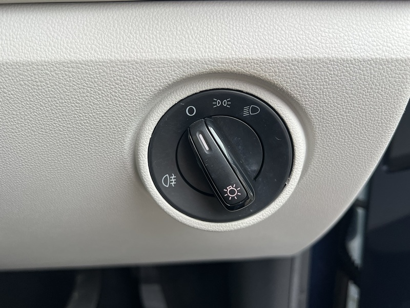 Volkswagen Up Move Up - U11650