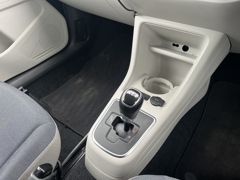Volkswagen Up Move Up - U11650