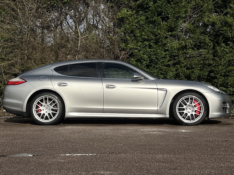 Porsche Panamera V8 Turbo Pdk - U11652