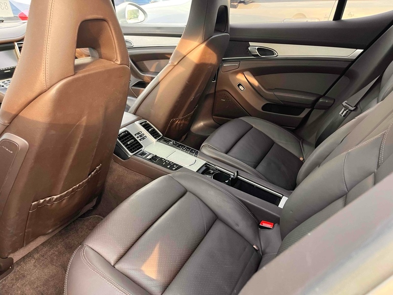 Porsche Panamera Turbo Pdk - U11652