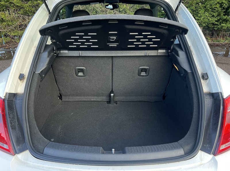 Volkswagen Beetle Design Leather Package - U11656