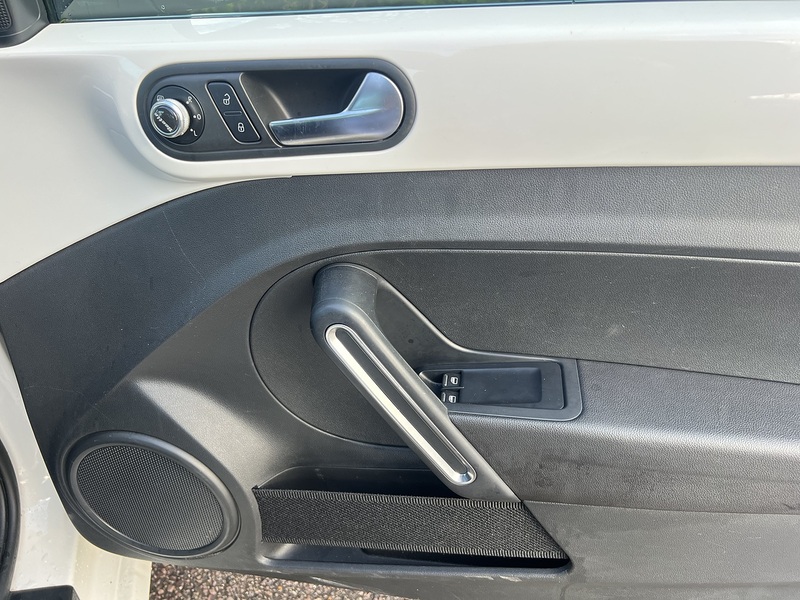 Volkswagen Beetle Design Leather Package - U11656