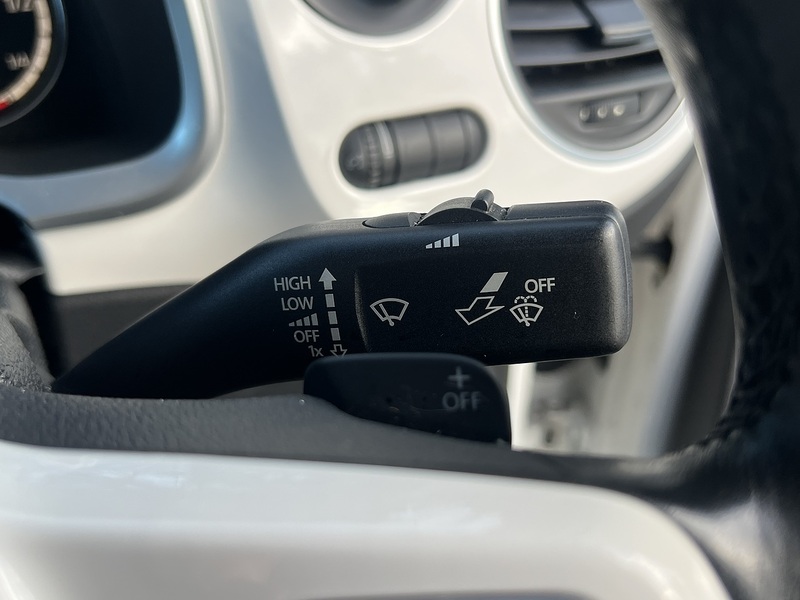 Volkswagen Beetle Design Leather Package - U11656