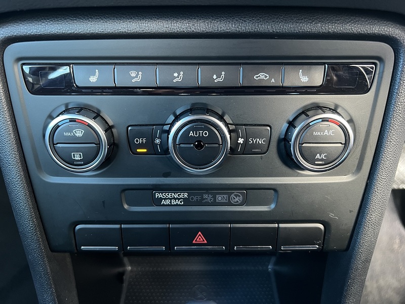 Volkswagen Beetle Design Leather Package - U11656