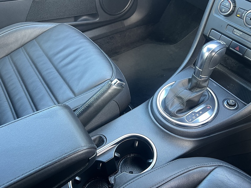 Volkswagen Beetle Design Leather Package - U11656