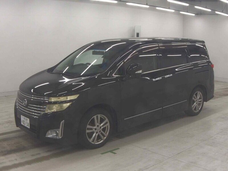 Nissan Elgrand 250 Highway Star - U11657