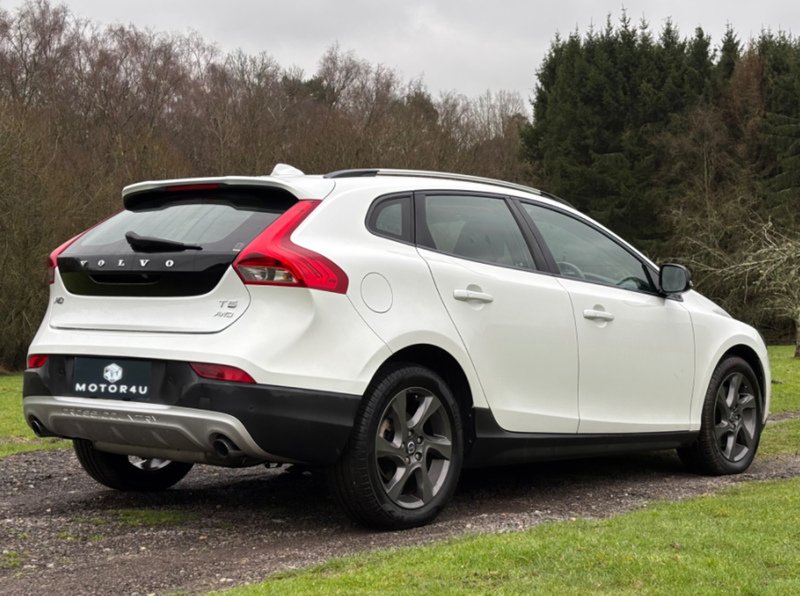Volvo V40 T5 Cross Country Pro Awd - U11658