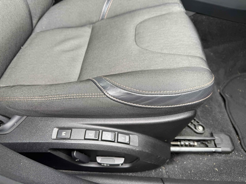 Volvo V40 T5 Cross Country Pro Awd - U11658