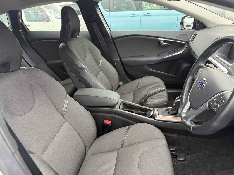 Volvo V40 T5 Cross Country Pro Awd - U11658