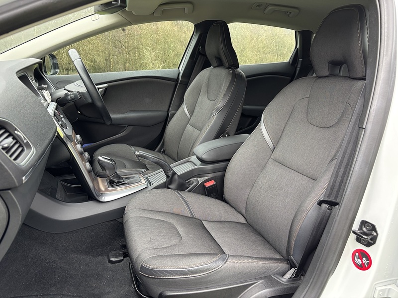 Volvo V40 T5 Cross Country Pro Awd - U11658